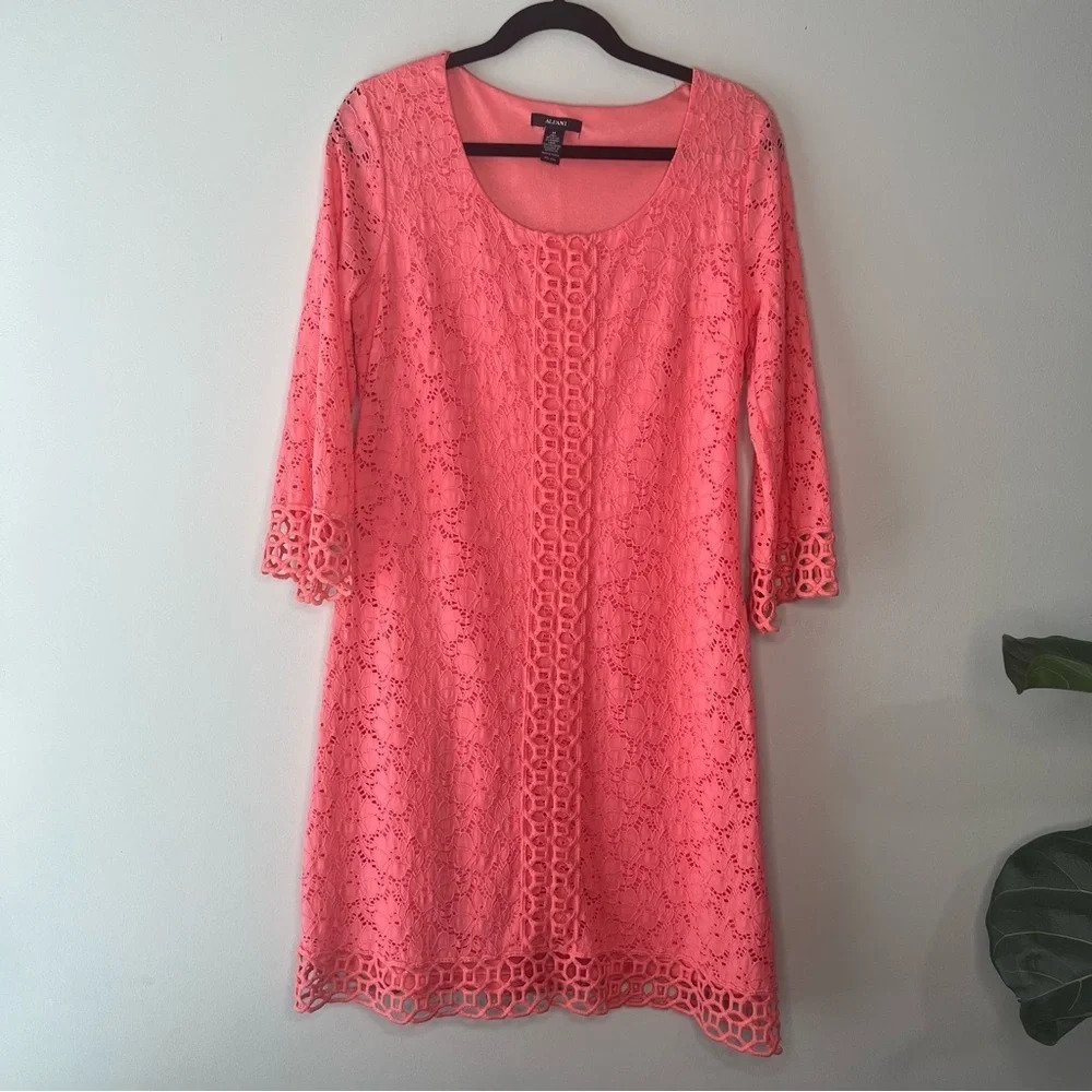 Alfani Georgia Peach Eyelet lace midi size medium 3/4 bell sleeve dress